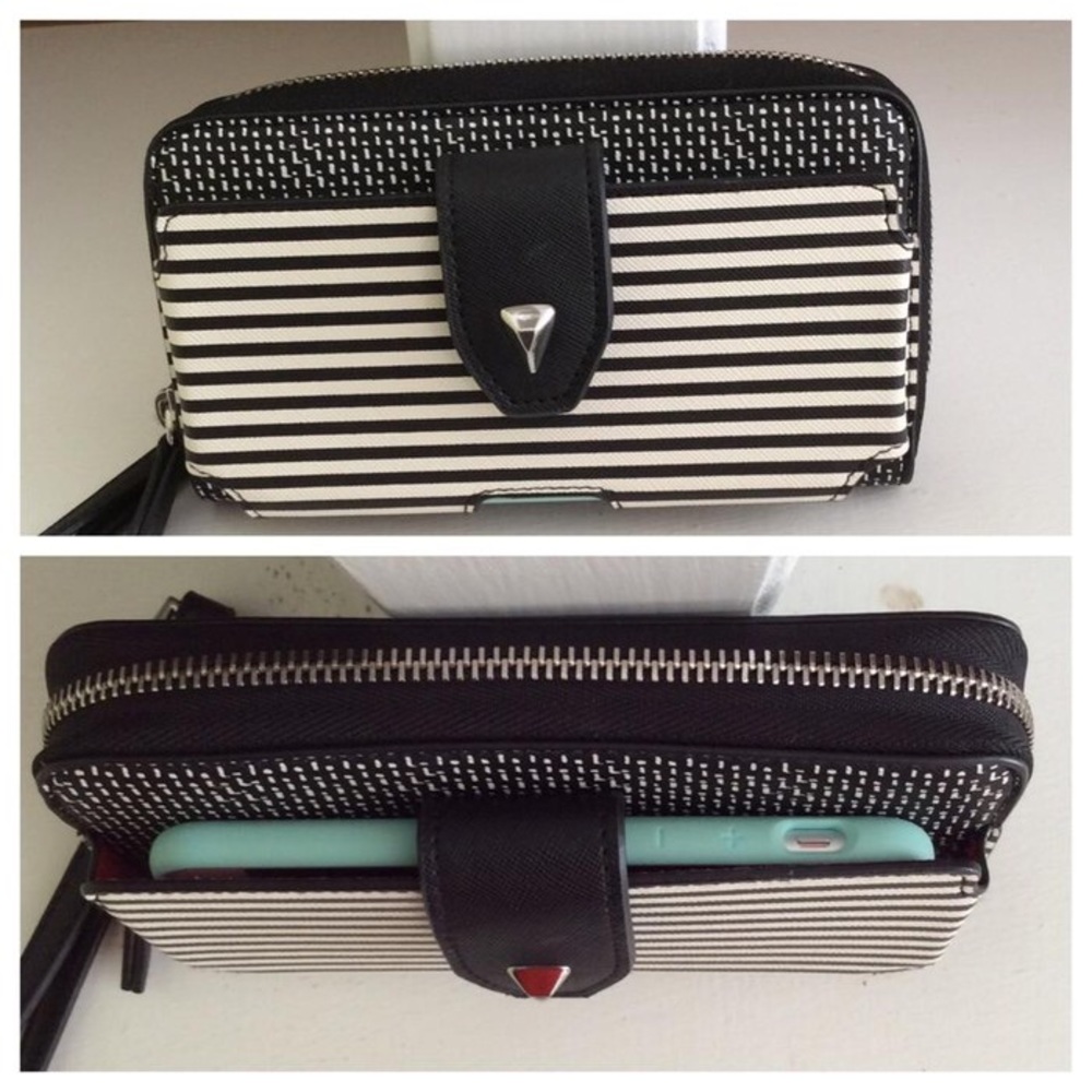 Stella & Dot Madison Tech Wallet